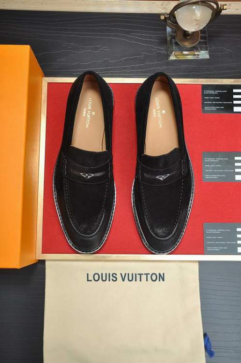Picture of Louis Vuitton Shoes _SKULVsz38-45mnf073214445